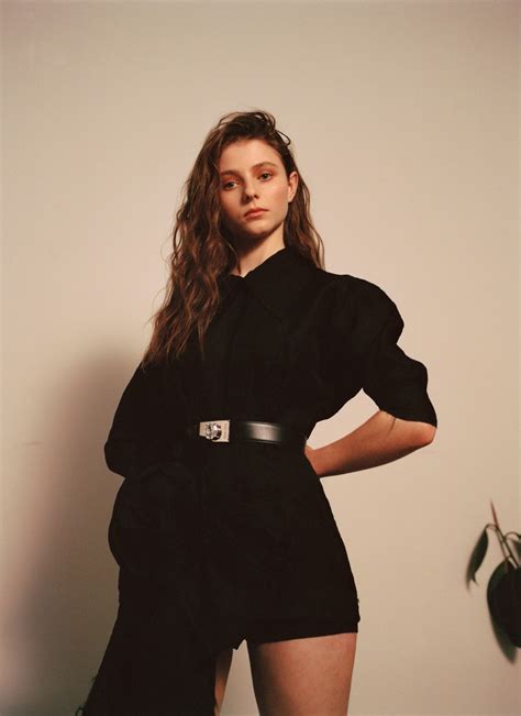 Thomasin McKenzie Sexy (28 Photos + Video)